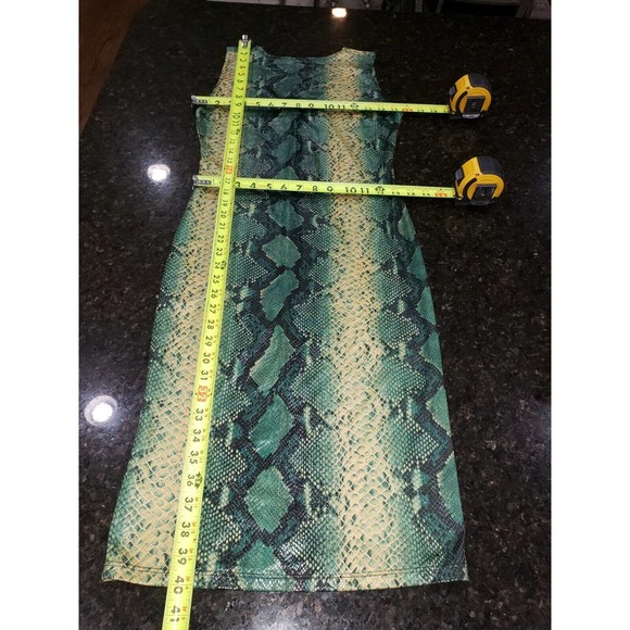 Goodtime USA Women's Green Polyester Round Neck Sleeveless Knee Length Dress S - Picture 10 of 10